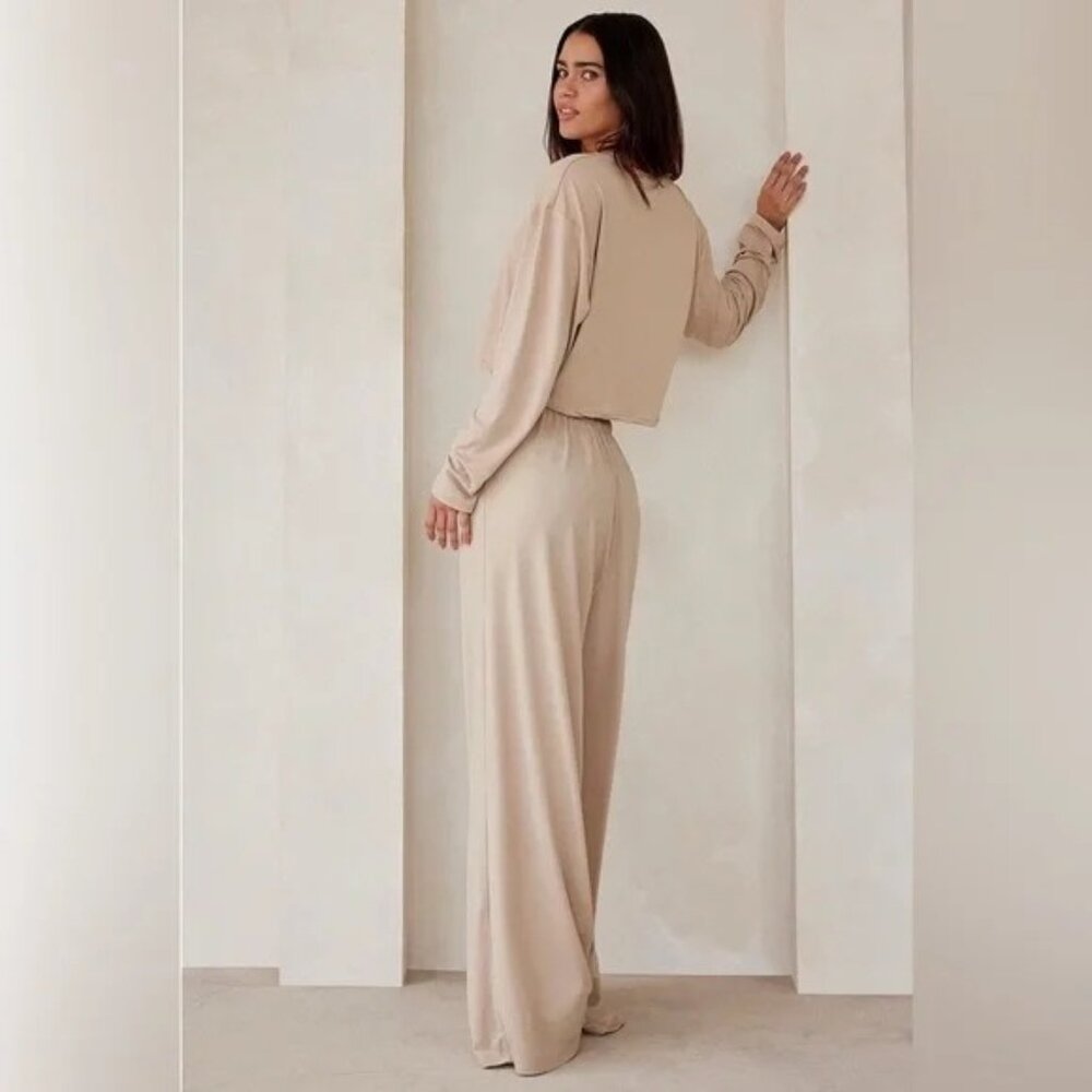 NWT Bumpsuit Oat Tan Cloud Set Crop Top Lounge Pants SMALL S Maternity - Picture 2 of 11